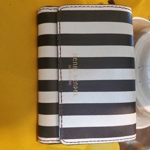 Henri Bendel mini wallet
